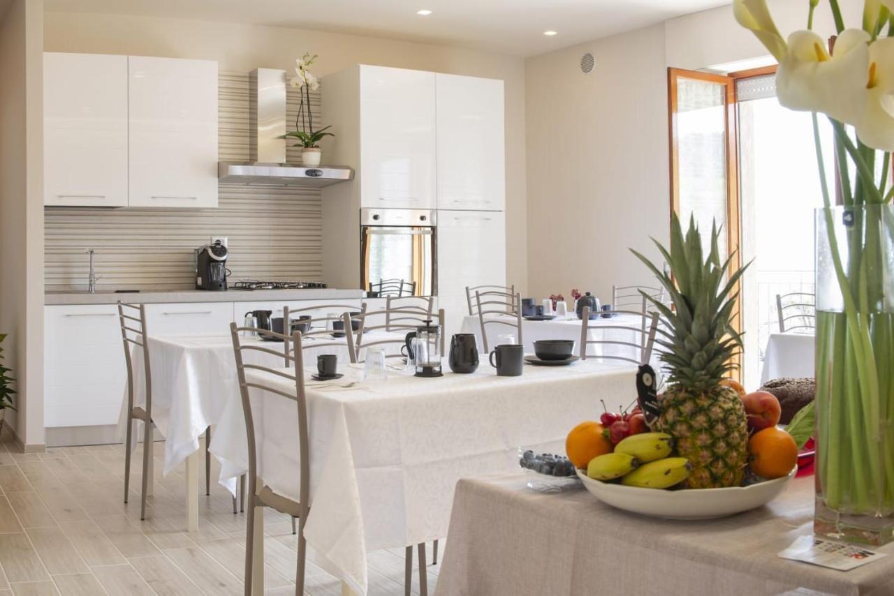 B&B Alba Sul Mare Guest House 마시냐노 외부 사진