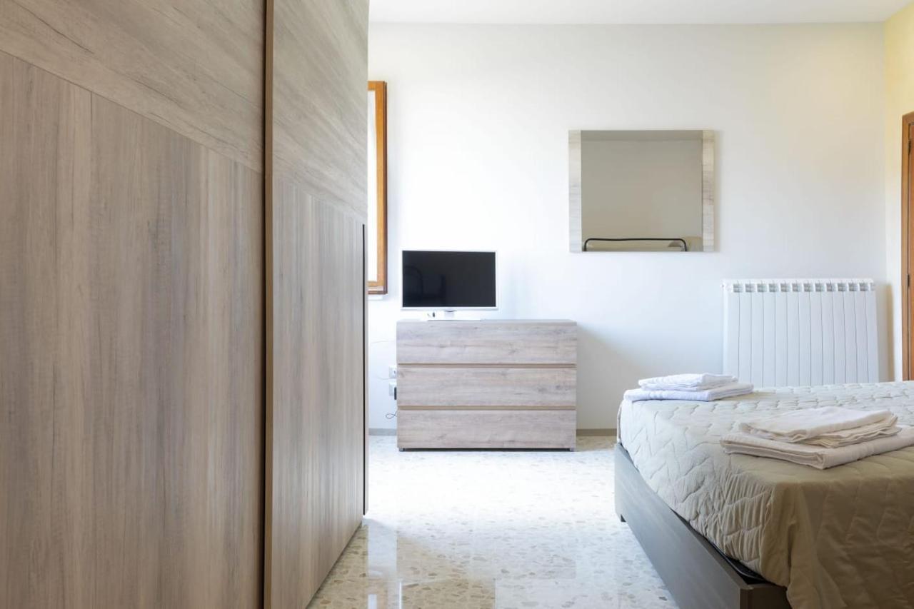 B&B Alba Sul Mare Guest House 마시냐노 외부 사진