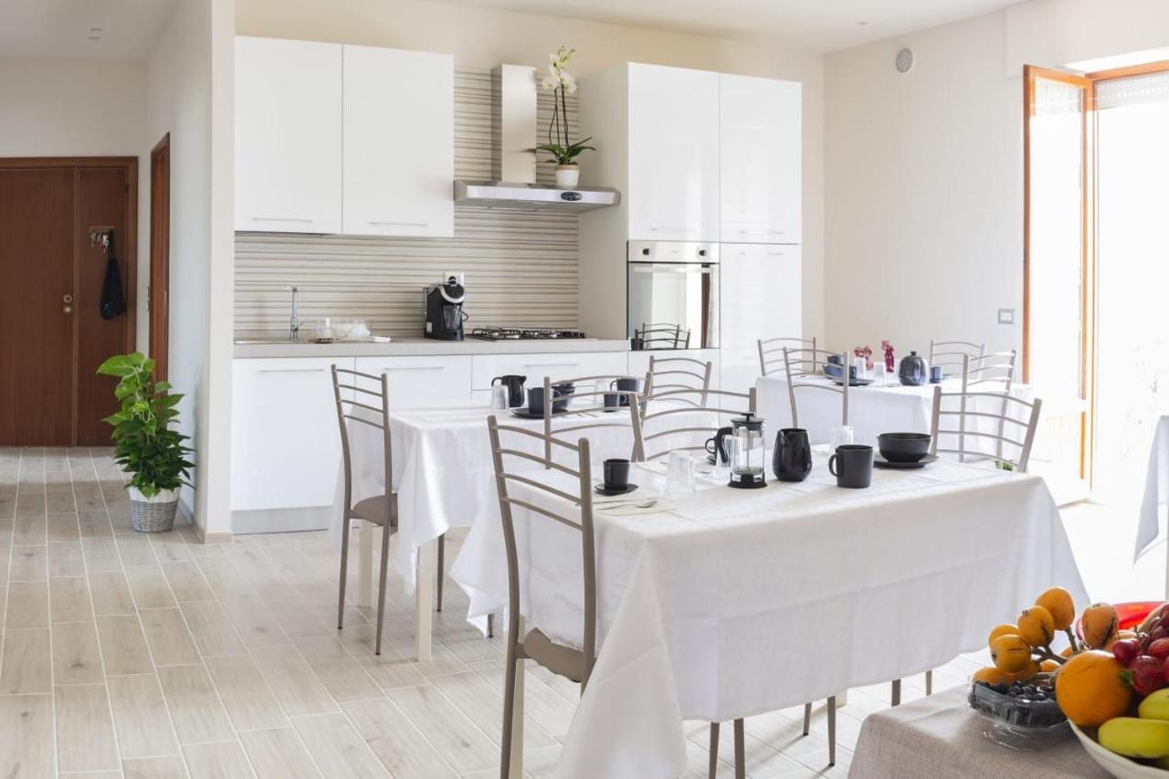 B&B Alba Sul Mare Guest House 마시냐노 외부 사진