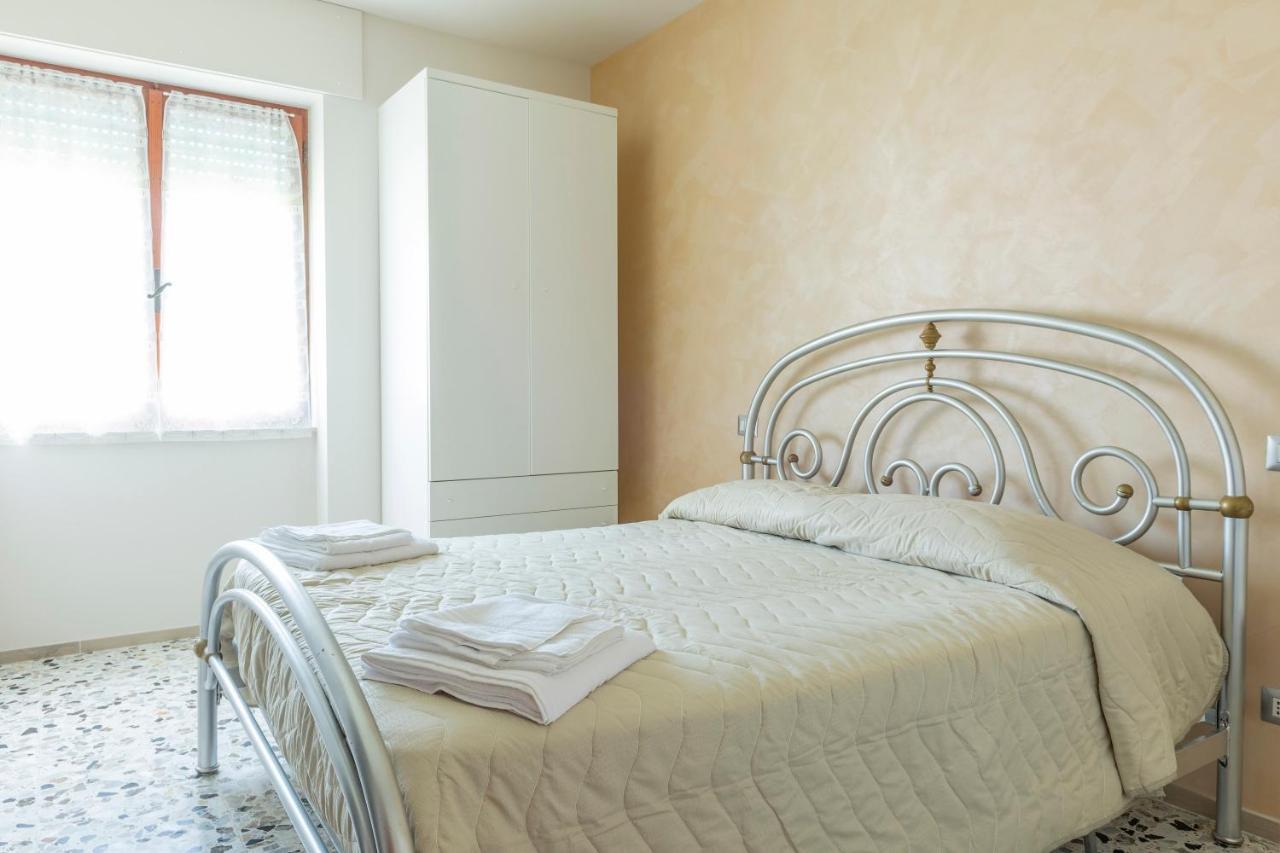 B&B Alba Sul Mare Guest House 마시냐노 외부 사진